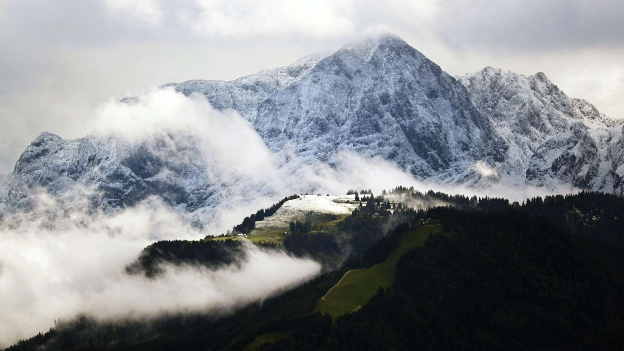 Erster Schnee in Salzburger Bergen