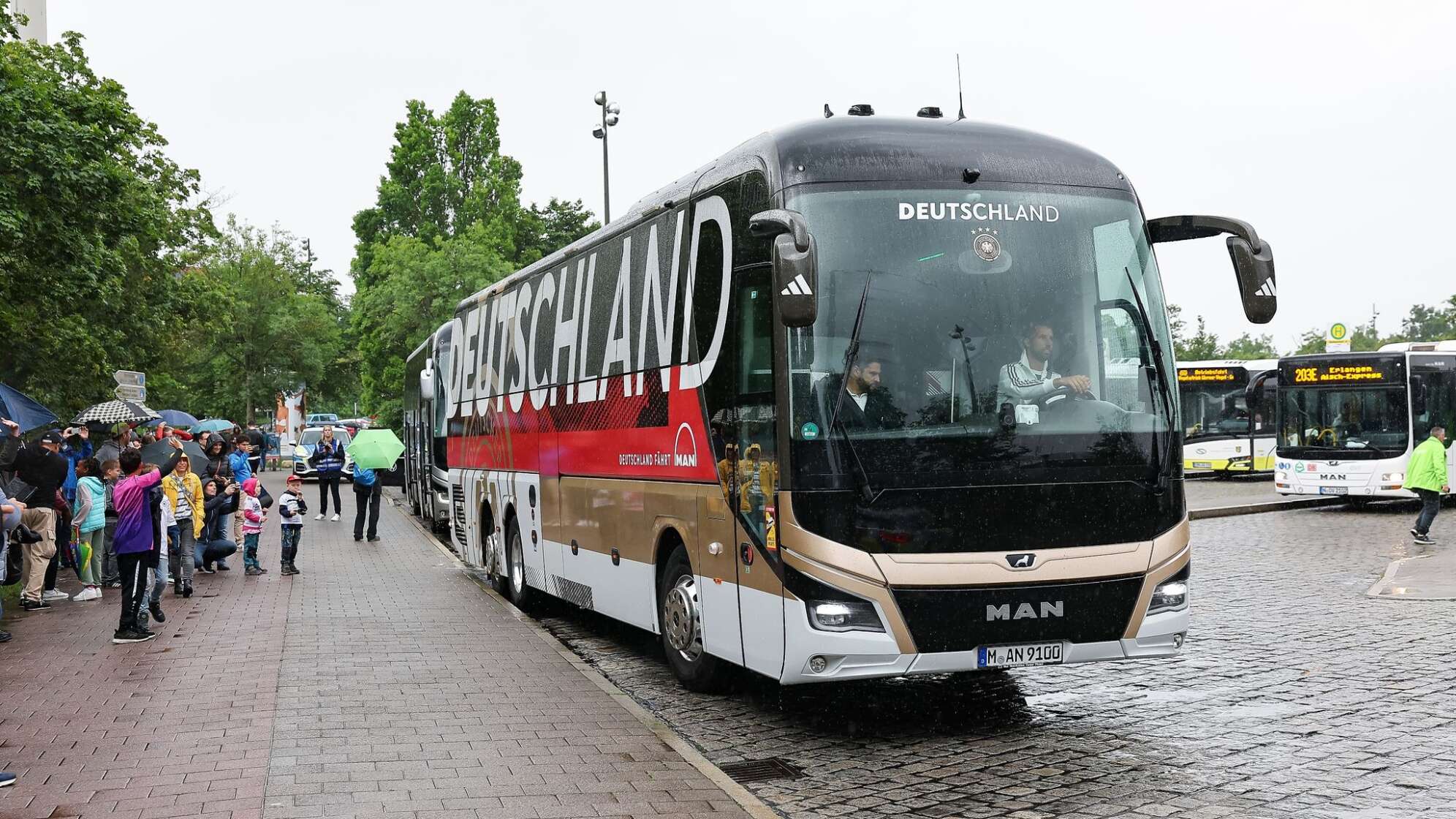 Teambus der Nationalmannschaft