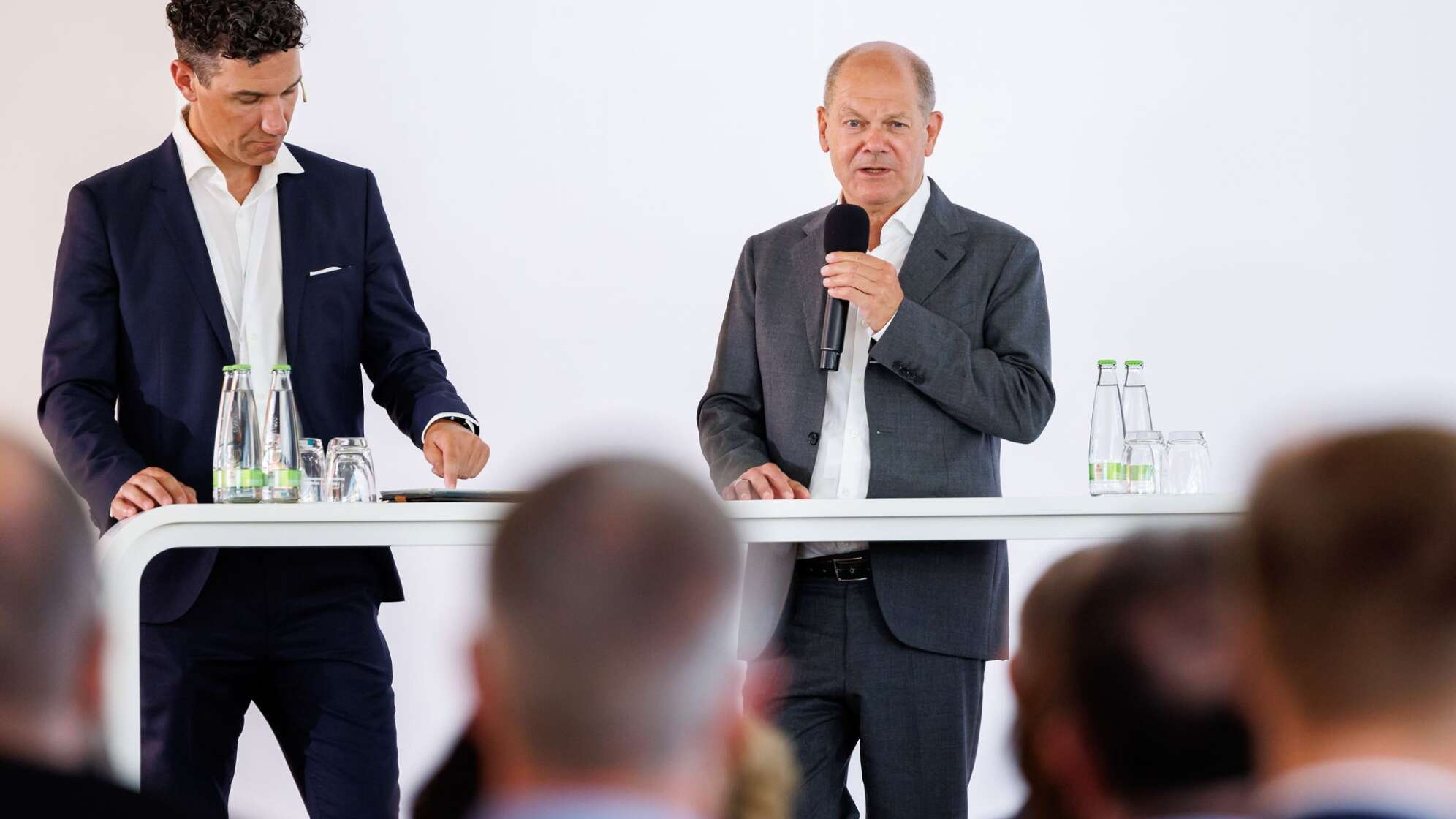Bundeskanzler Scholz besucht Siemens Healthineers