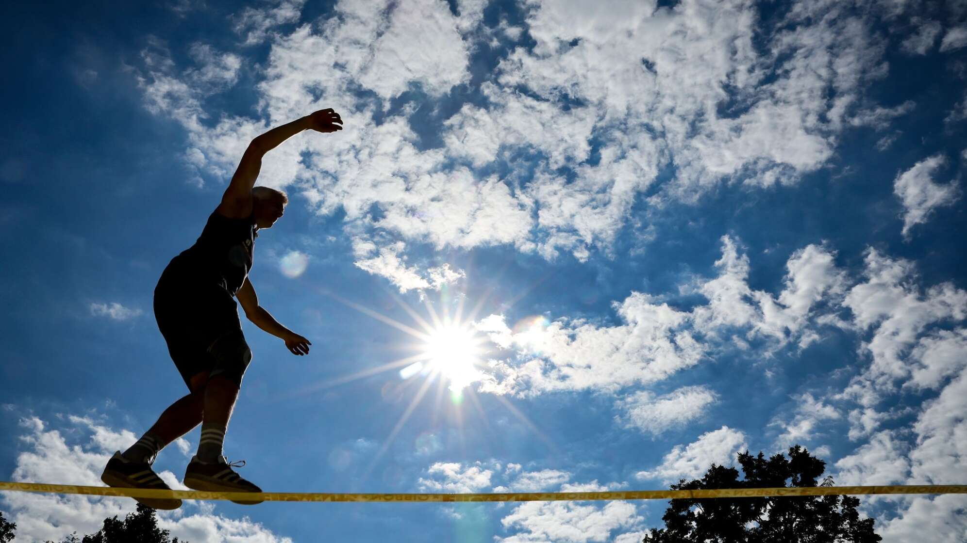 Slackliner auf Seil