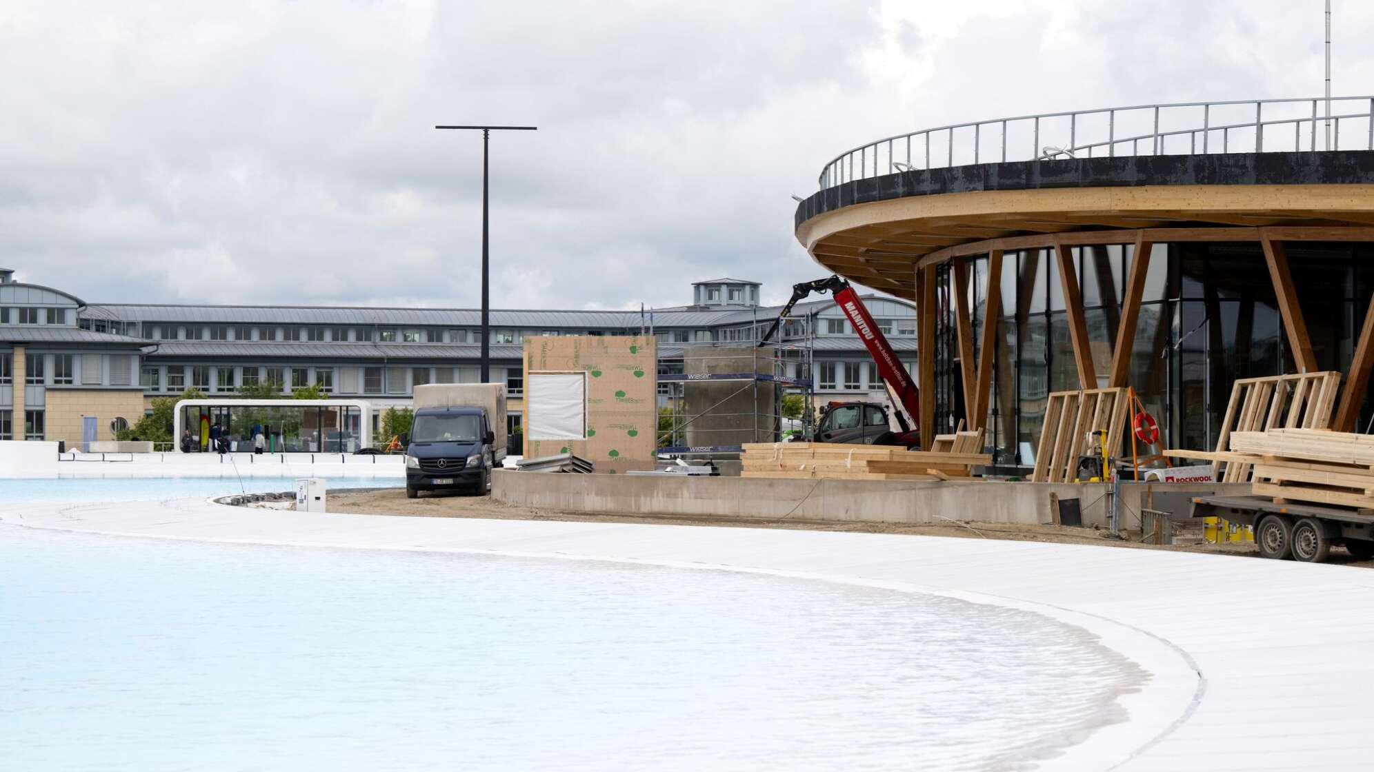 Eröffnung von Deutschlands erstem Surfpark