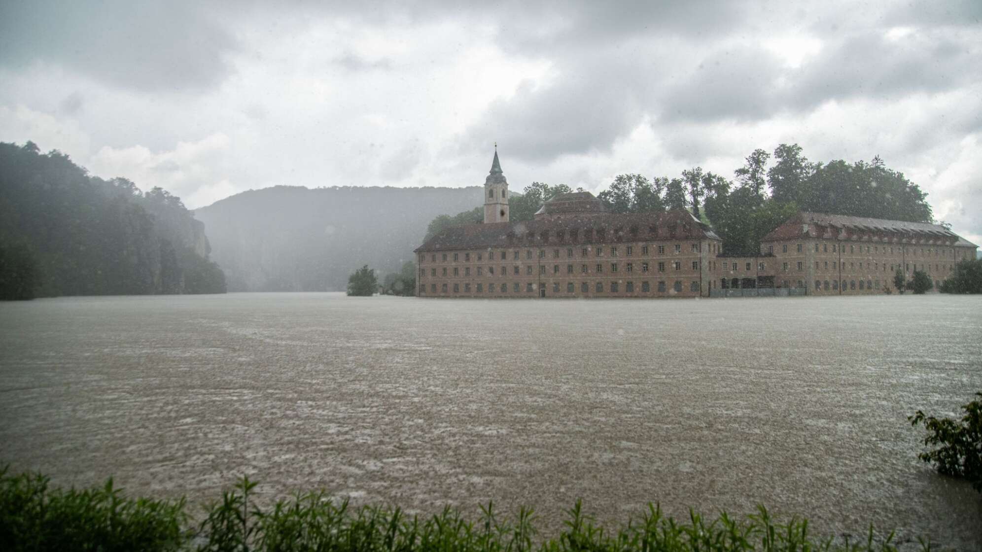 Hochwasser in Bayern - Weltenburg