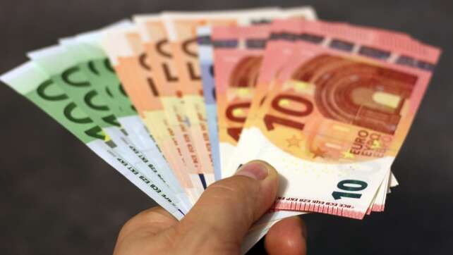So könnt ihr bis zu 1.500 Euro Notfallgeld von der Bank bekommen