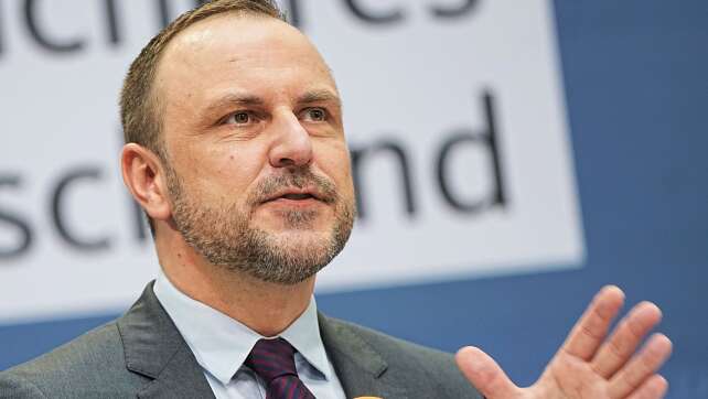Terrorismusexperte Peter Neumann fordert "virtuelle Agenten"