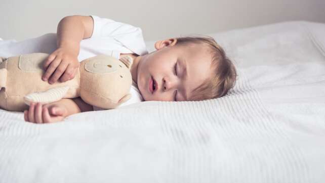 Winterzeit mit Kindern: Heute schon starten für stressfreie Umstellung