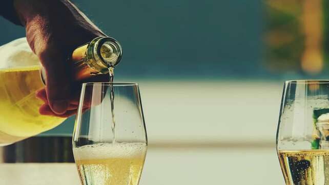 Studie belegt: Ein Gläschen Wein kann Gesundheit fördern, aber erst ab 40 Jahren