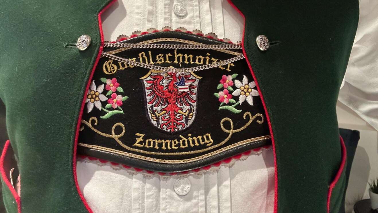 Zornedinger Goaßlschnoizer