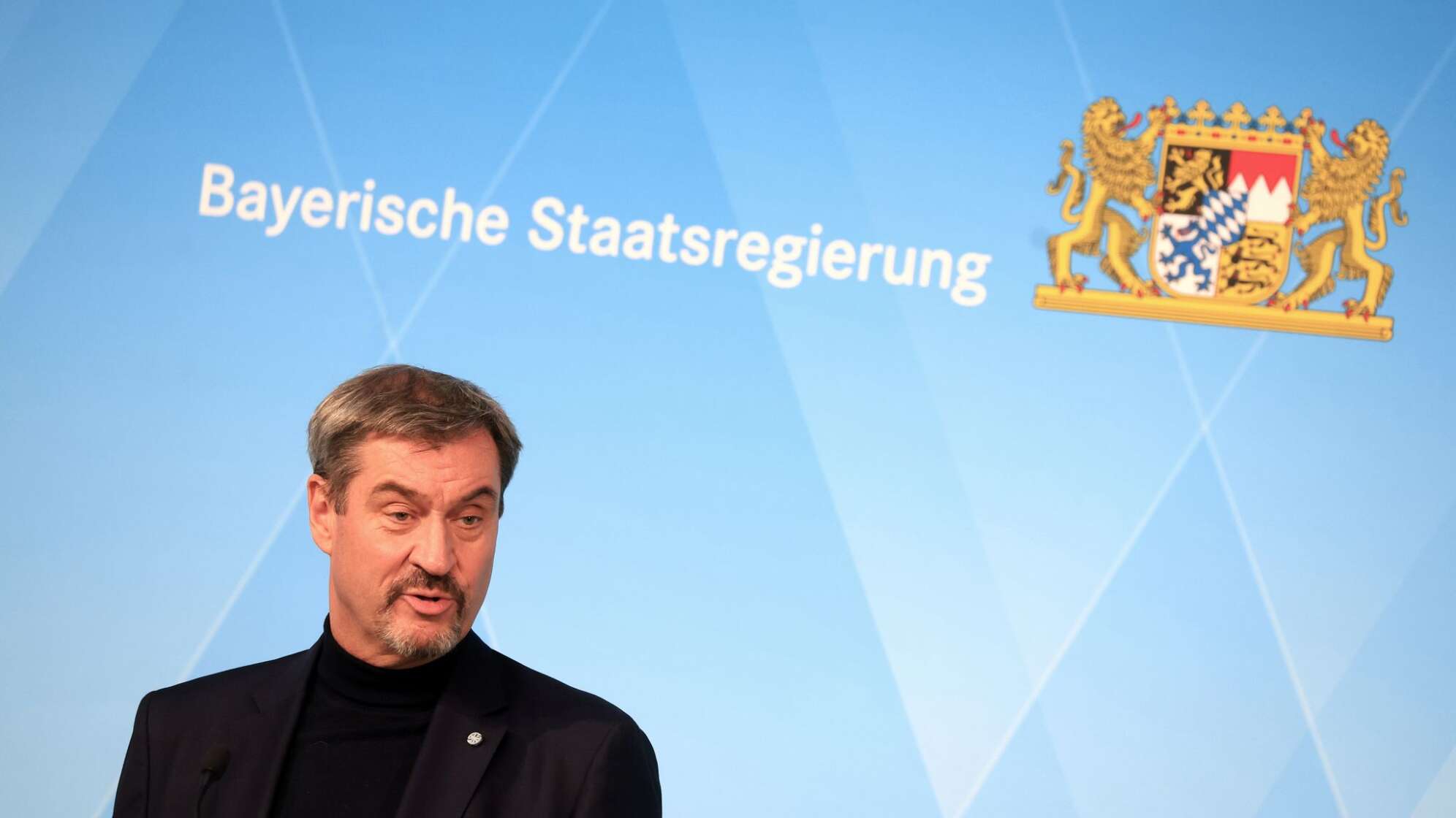 Kabinettssitzung mit Schwerpunkt Asyl- und Wirtschaftspolitik