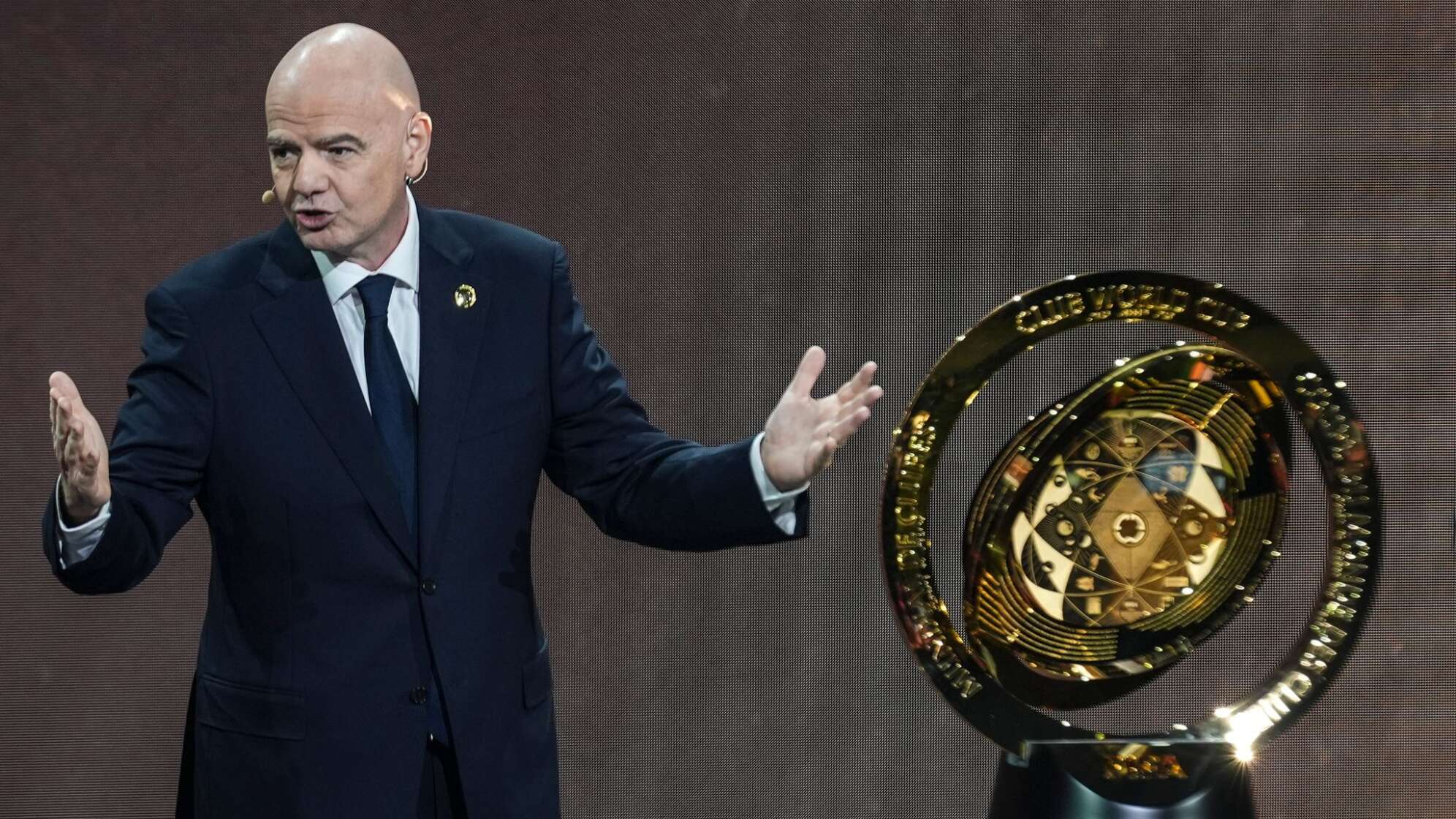 Auslosung der Vorrunden-Gruppen der FIFA Club-WM