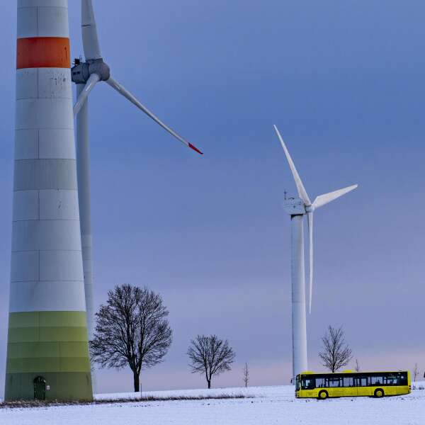 "Dunkelflauten nehmen durch den Ausbau der Erneuerbaren ab" - Simone Peter (BEE)