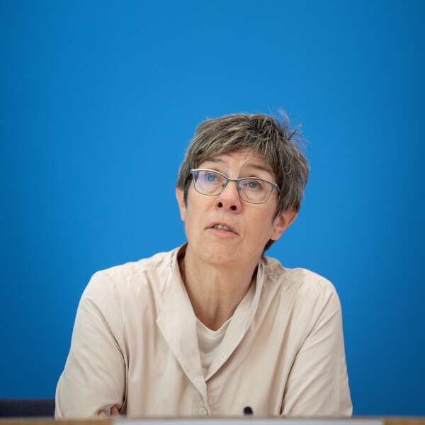 "Wir müssen erklären, was deutsche Interessen mit Peru zu tun haben" - Annegret Kramp-Karrenbauer