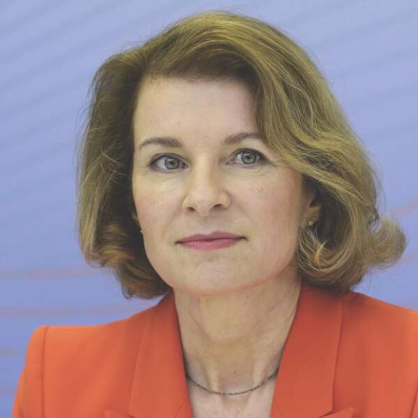 Klimaschäden: "Die Deckungslücke sollte Staat, Wirtschaft und jeden Haushalt beunruhigen" - Sabine Mauderer (Bundesbank)