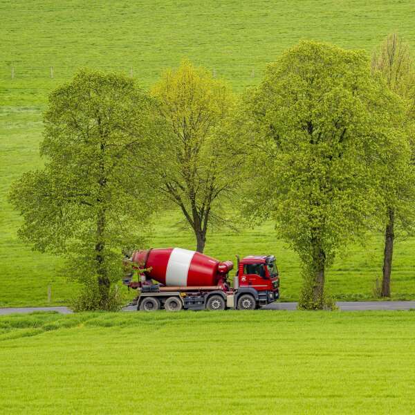 Ultraschall-Beton aus Cottbus - eine Zutat für einen grünen Bauboom? - Nora Baum (Sonocrete)